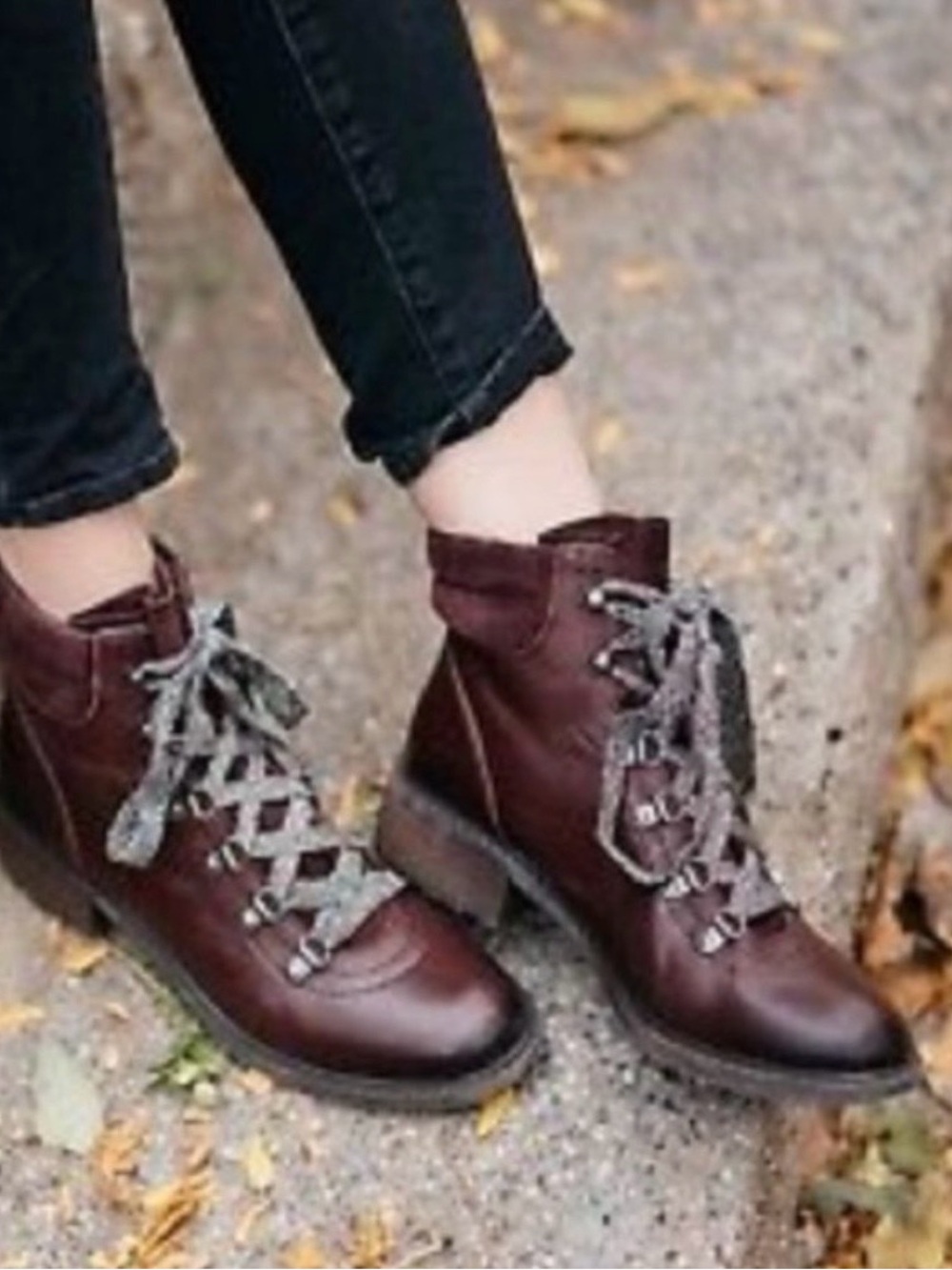 Sam Edelman Darrah Women's Lace-Up Ankle Boots in Burgundy Size 7